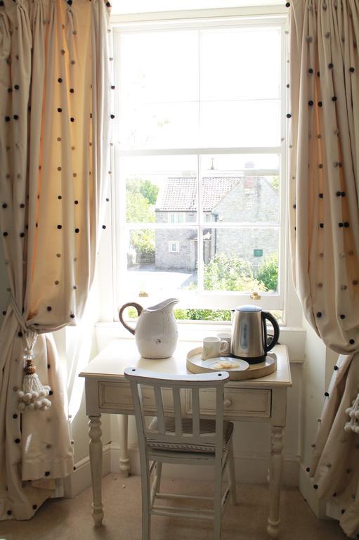 Roundhill Farmhouse Kelston Habitación foto